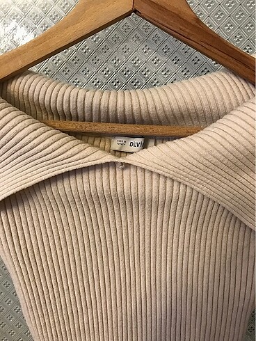 m Beden Dilvin Crop Dar Bluz