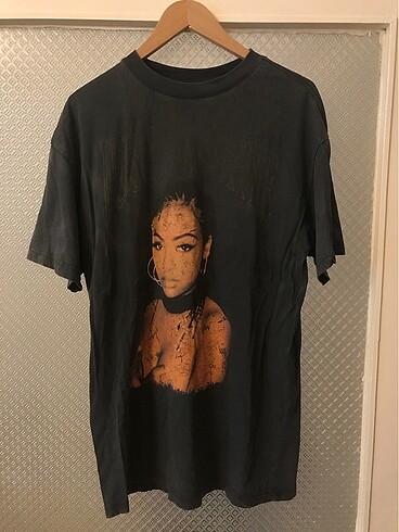 H&M T shirt