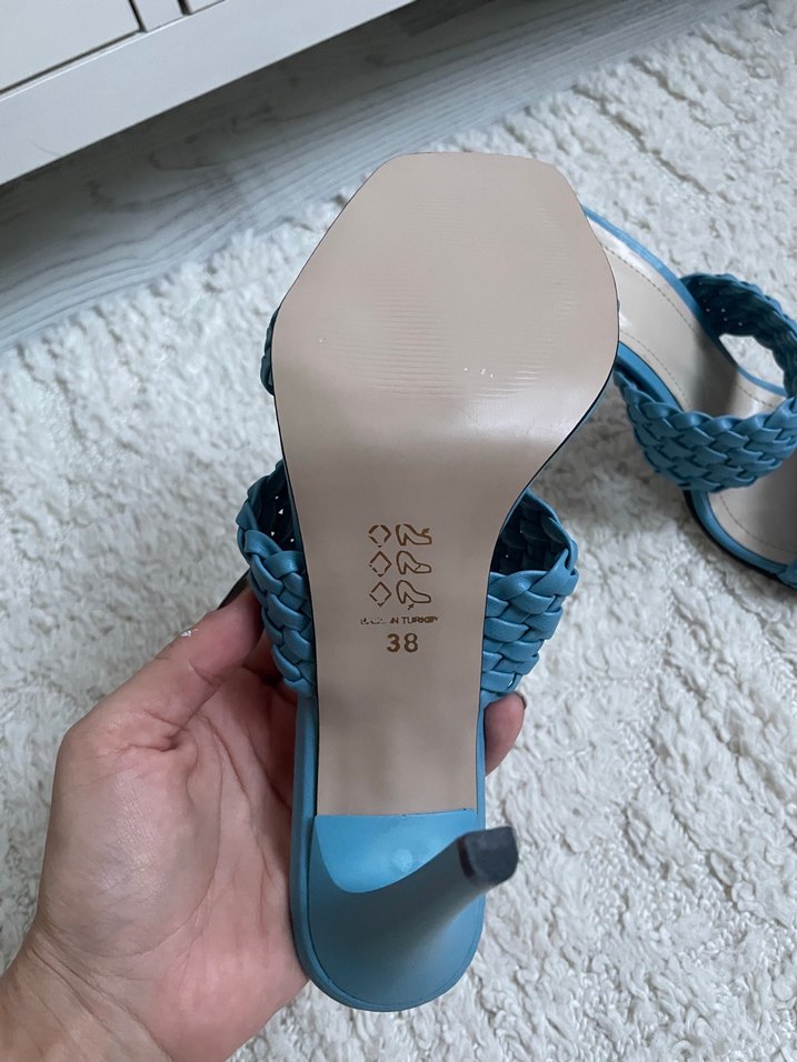 Mavi Örgü Detaylı Kadın Terlik - Görsel 5