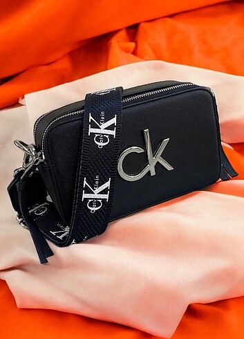 Calvin Klein çanta 