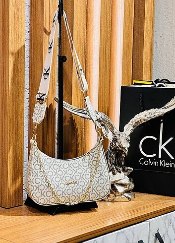 Beden çeşitli Renk Calvin Klein çanta