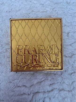 MAC Prabal Gurung Krem Allik