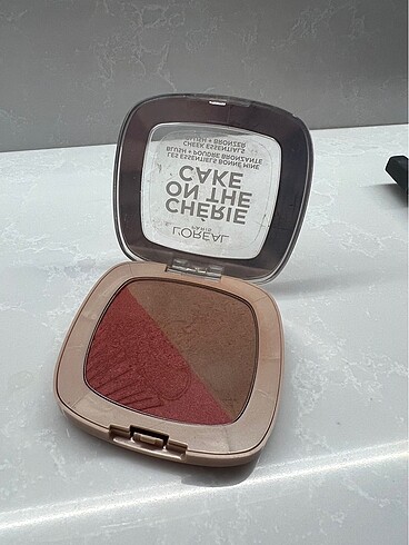 Loreal Cherie On the cake Allik ve Bronzer