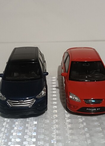 2 ADET METAL ARABA 
