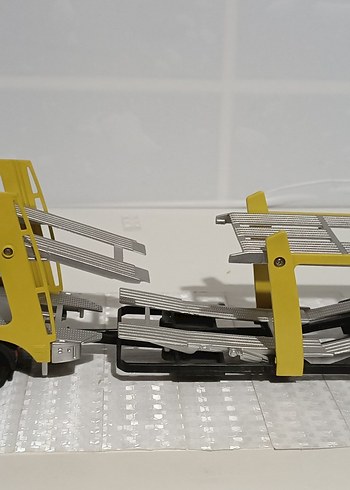 Beden METAL ÇEKİCİ TIR