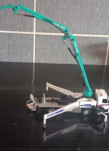  Beden Renk 1/50 ölçek sıfır beton pompası 