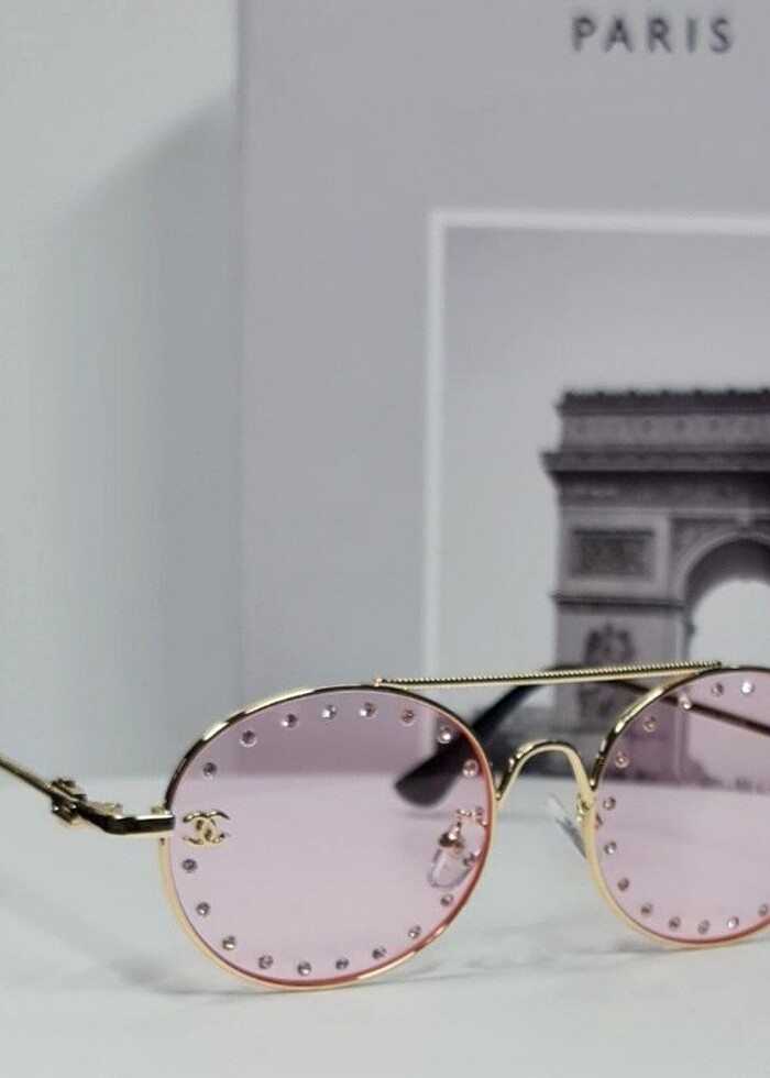 Kadın gözlük modeli - Görsel 4