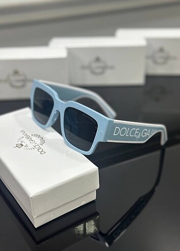 Dolce & Gabbana Kadın gözlük modelimiz 
