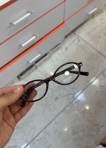 Diğer 2 adet gözlük