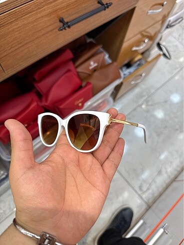 YvesSaintLaurent KADIN GÖZLÜK