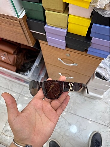 LOUIS VUITTON KADIN GÖZLÜK