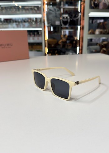 MIU MIU KADIN GÖZLÜK - Görsel 6