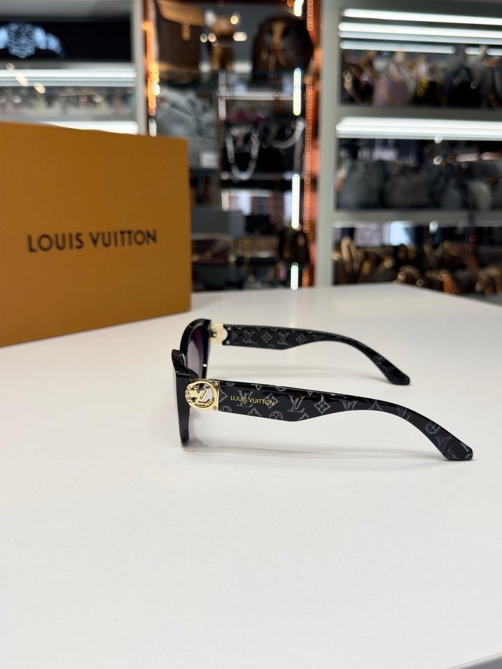LOUIS VUITTON KADIN GÖZLÜK - Görsel 3