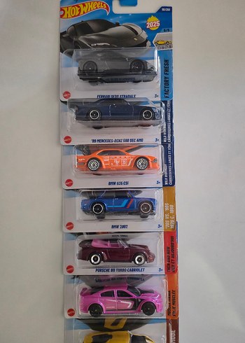  Beden Hot Wheels Ferrarili 7'li LOT