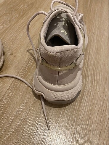 37,5 Beden Adidas Ozweego