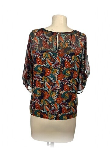 40 Beden PreLoved Bluz %70 İndirimli.