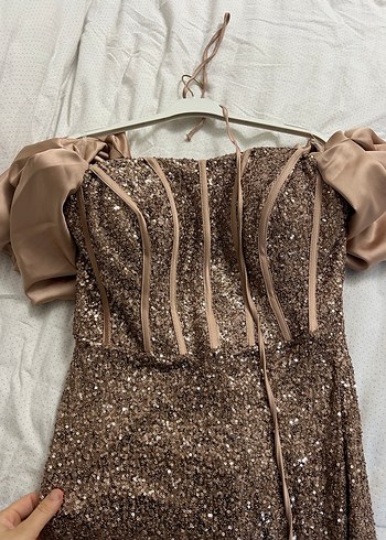 Parlak Bej Straplez Uzun Abiye Elbise - Görsel 6