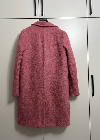 Düğmeli Pembe Kabarık Kaban - Görsel 2