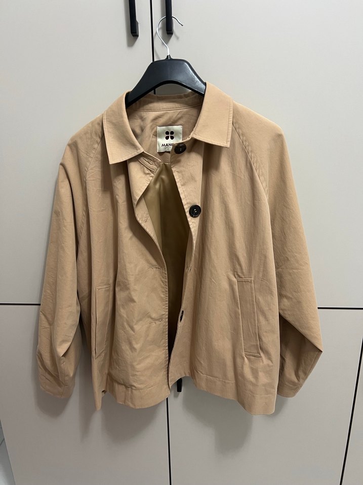 Bej Düğmeli Kadın Ceket - Görsel 2