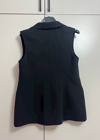 Siyah Düğmeli Kolsuz Kadın Blazer Ceket - Görsel 3