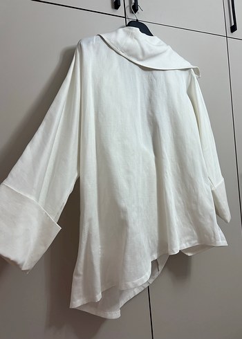 Düğmeli Keten Beyaz Ceket - Görsel 3