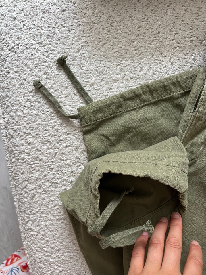 Bel Detaylı Keten Haki Pantolon - Görsel 4