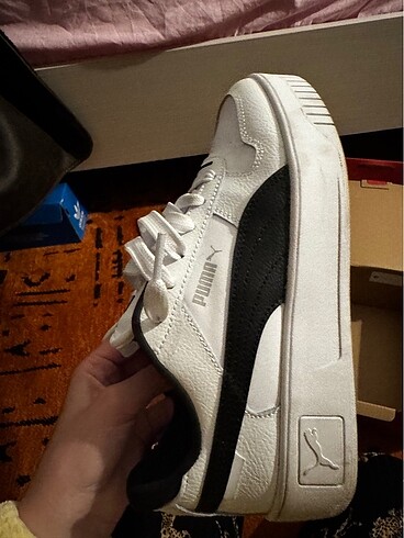 37 Beden beyaz Renk Puma spor ayakkabı