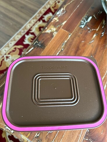 Tupperware Tupperware saklama kabı