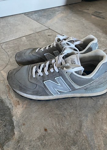New Balance 37