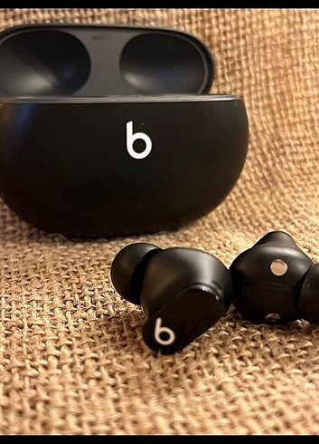 Beats studio buds 