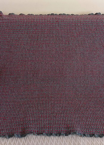 Gri Nakışlı Örgü Çocuk Battaniyesi - Görsel 4