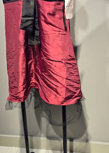 40 Beden bordo Renk Orsay. Bordo Drapeli Askılı Gotik Midi Elbise