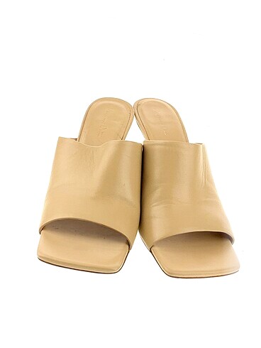 40 Beden Massimo Dutti Terlik %70 İndirimli.