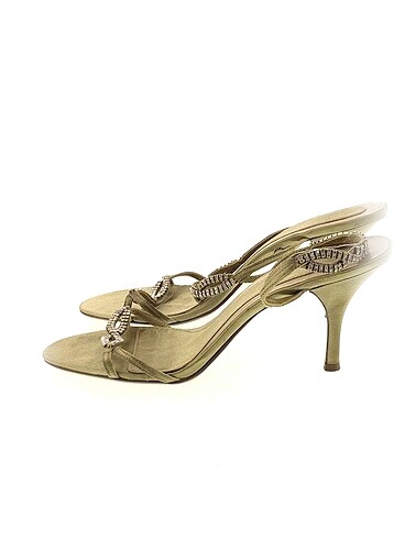 Marks & Spencer Sandalet %70 İndirimli.