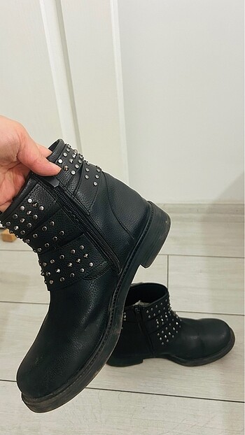 38 Beden Kışlık Bot