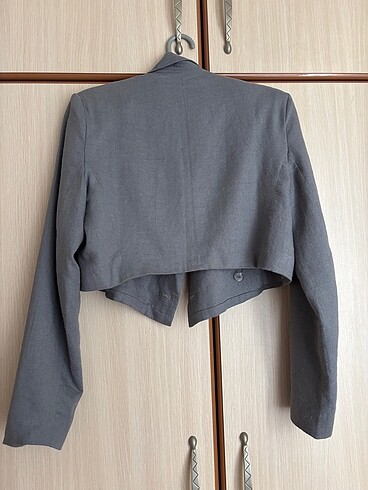 Pull and Bear Pull & Bear Crop Blazer Ceket