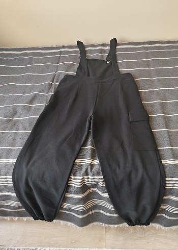 Zincir Detaylı Siyah Kadın Uzun Denim Tulum - Görsel 3