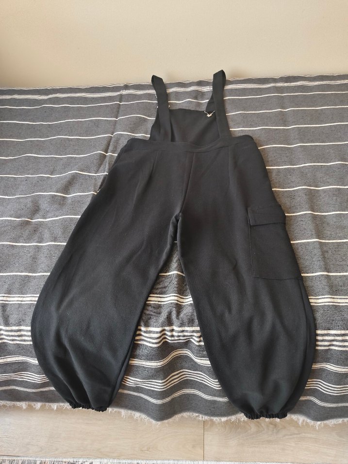 Zincir Detaylı Siyah Kadın Uzun Denim Tulum - Görsel 3