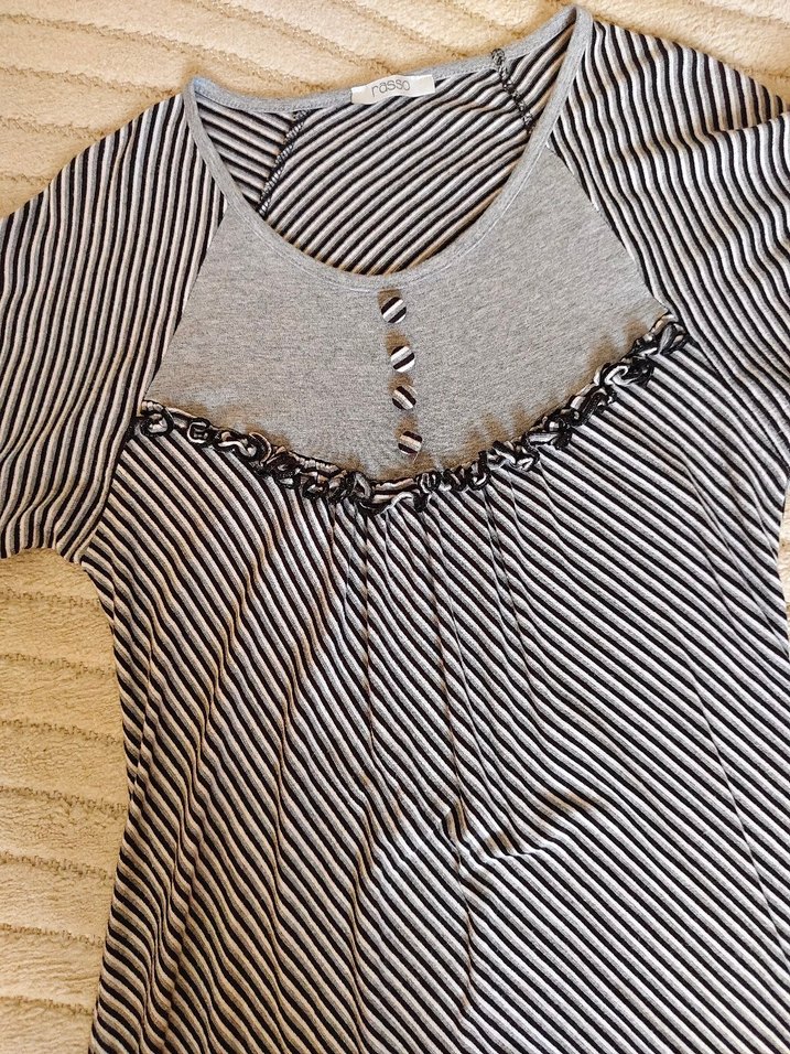 Gri Çizgili Kısa Kollu t-shirt - Görsel 2