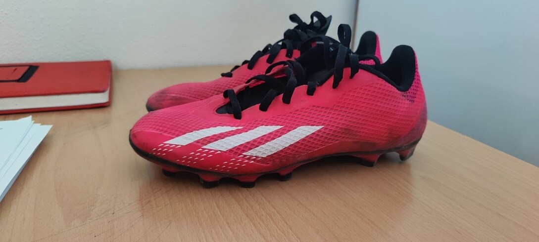Adidas krampon