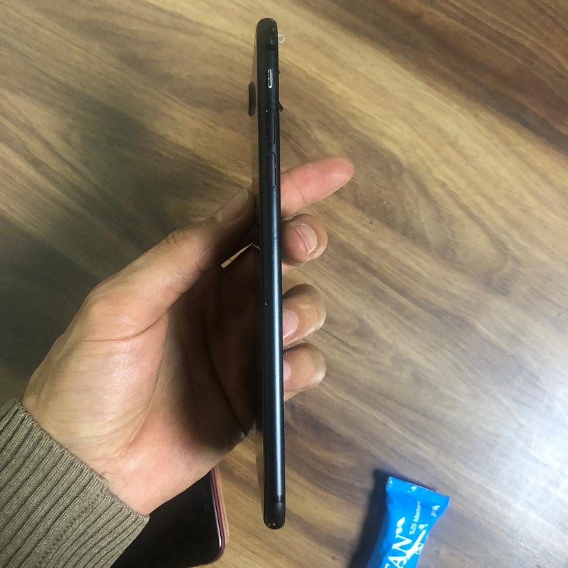 iPhone 7 Plus İç Kasa Siyah Parça - Görsel 4