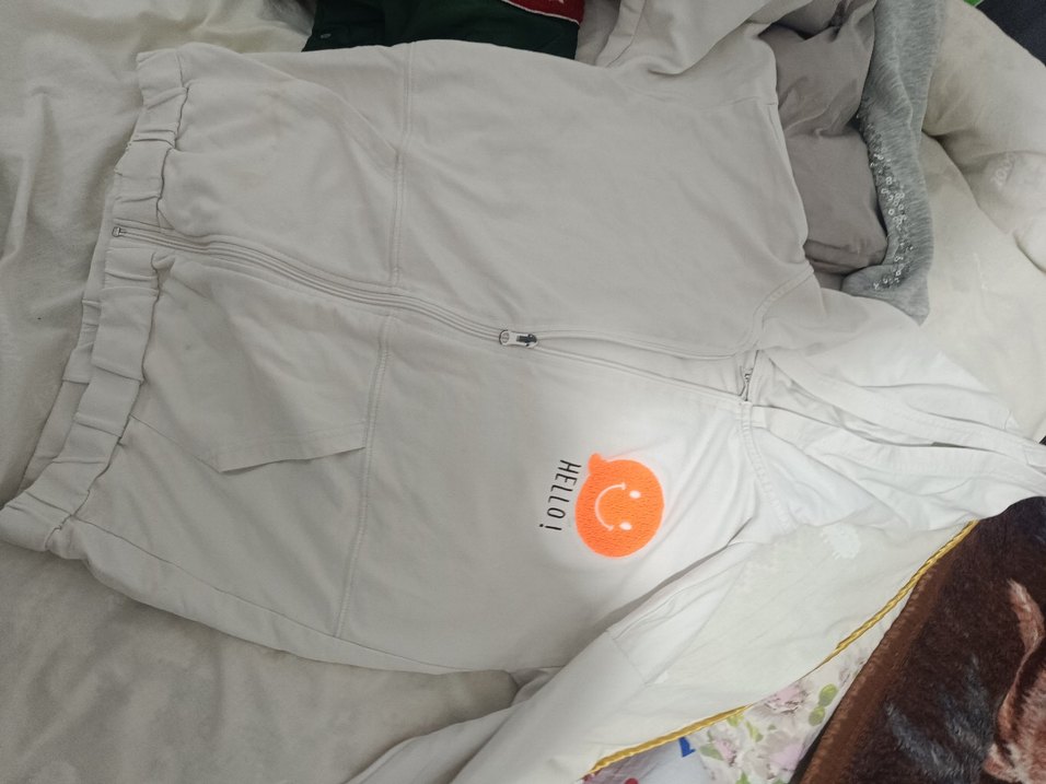 Beyaz Kapüşonlu Fermuarlı çocuk Ceket - Görsel 3