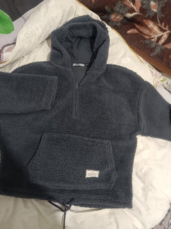 Gri Kapüşonlu Kadın Peluş Ceket/Satıldı! - Görsel 2