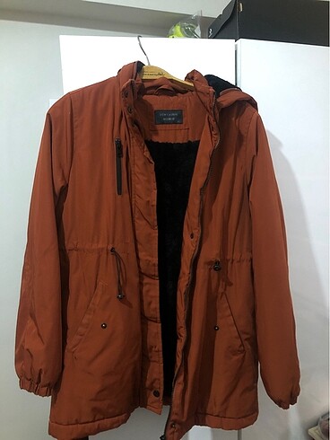 Lcw kadın mont 38 beden