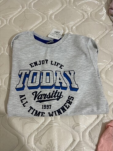 ETİKETLİ ERKEK ÇOCUK TİŞÖRTÜ - Görsel 3