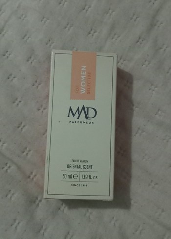 MAD Parfumeur Kadın Parfümü 50 ml V.112 - Görsel 4