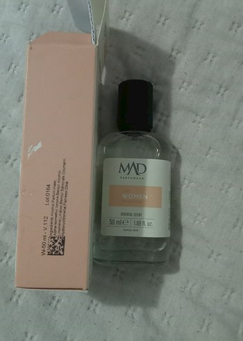 MAD Parfumeur Kadın Parfümü 50 ml V.112 - Görsel 2