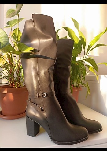 Zara Deri Kahverengi Dizüstü Stiletto Topuklu Botlar