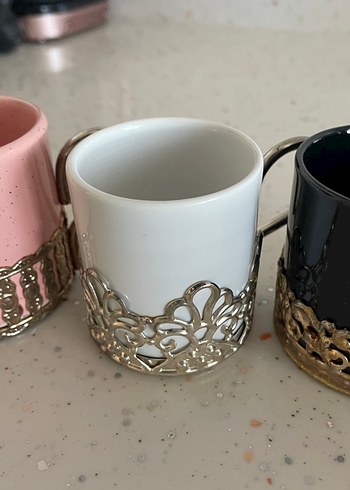 Metal detaylı pembe ve siyah fincan seti - Görsel 3