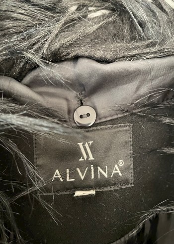 Kuşaklı Siyah Kaban, Tüy Detaylı Yaka - Görsel 5